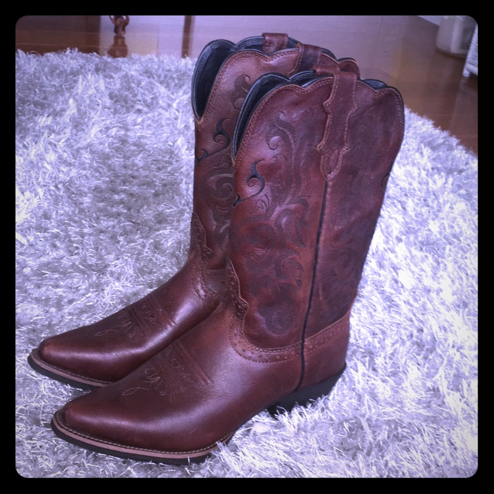 Leather cowboy boots